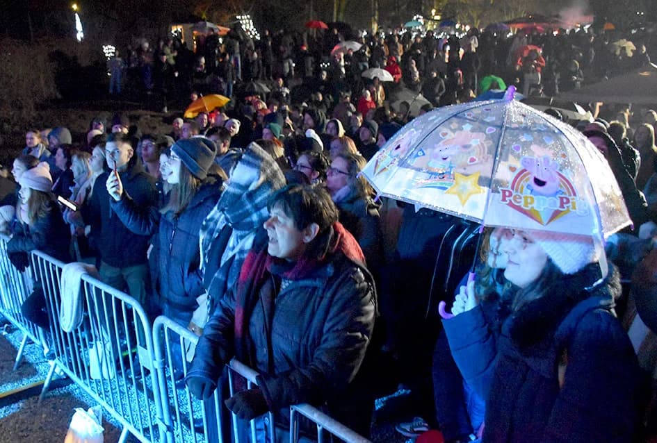 DONATORSKI KONCERT ZA UDRUGU “MALI PRINC” IZ POŽEGE: Silente pjevali brojnim Požežanima