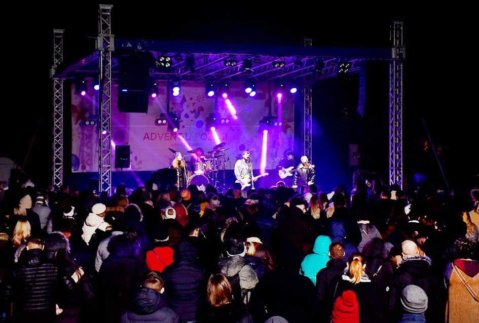 DONATORSKI KONCERT ZA UDRUGU “MALI PRINC” IZ POŽEGE: Silente pjevali brojnim Požežanima