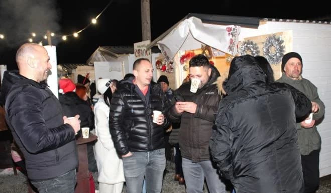 Vatrogasaci i Tamburaški sastav „Satir“ uz bogatu gastronomsku ponudu u Bećarskom šoru