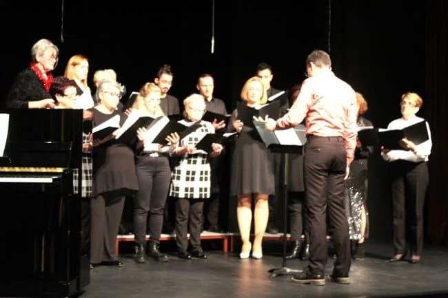 BLAGDANSKI HUMANITARNI KONCERT HKUD-A VIJENAC „Oj djetešce moje drago“ za Udrugu Osmjeh