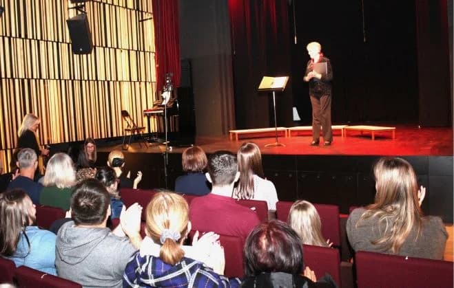 BLAGDANSKI HUMANITARNI KONCERT HKUD-A VIJENAC „Oj djetešce moje drago“ za Udrugu Osmjeh