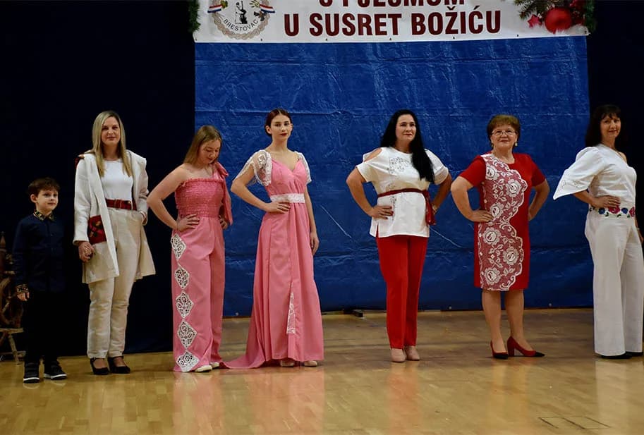 ETNO MODNI DIZAJNER NADA GRGIĆ IZ BRESTOVCA: Narodne nošnje inspiracija
