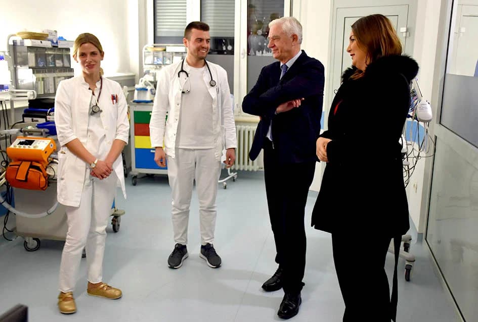 Gradonačelnik Glavić i županica Jozić posjetili dežurne službe u novogodišnjoj noći