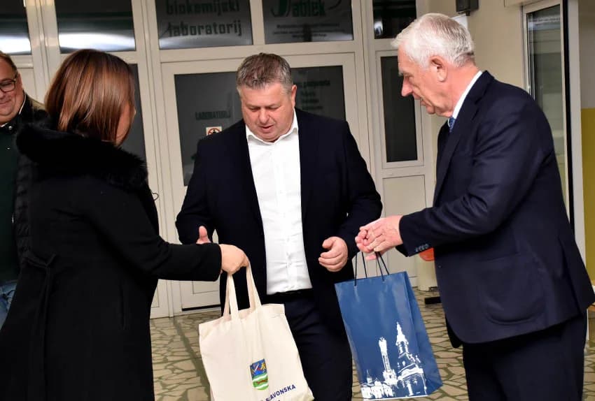 Gradonačelnik Glavić i županica Jozić posjetili dežurne službe u novogodišnjoj noći