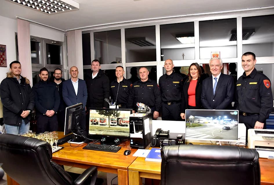 Gradonačelnik Glavić i županica Jozić posjetili dežurne službe u novogodišnjoj noći