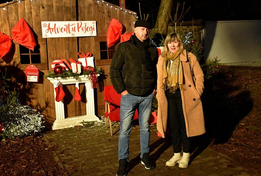 Veselo uz šampanjac u Požegi dočekana Nova godina