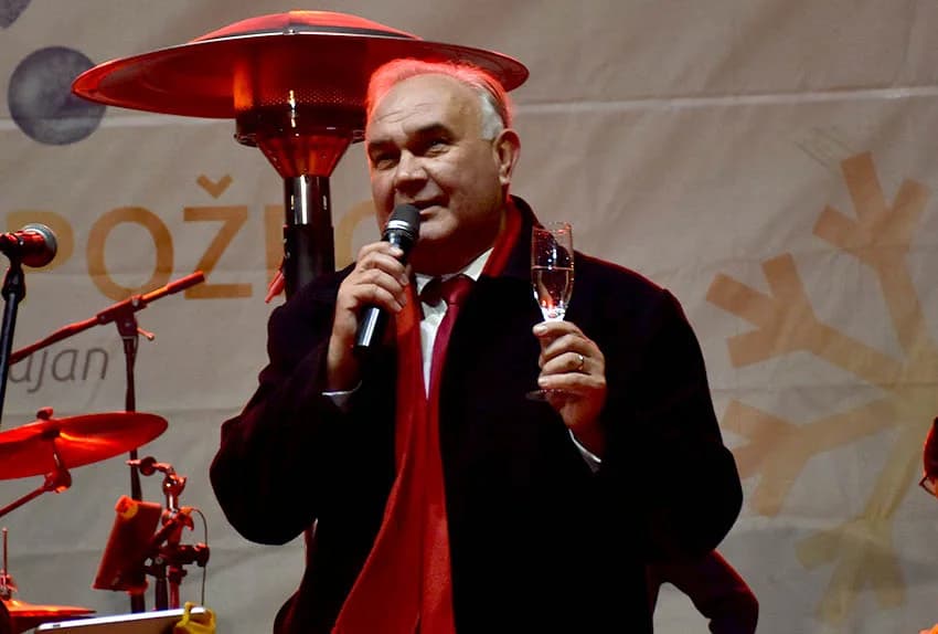 Veselo uz šampanjac u Požegi dočekana Nova godina
