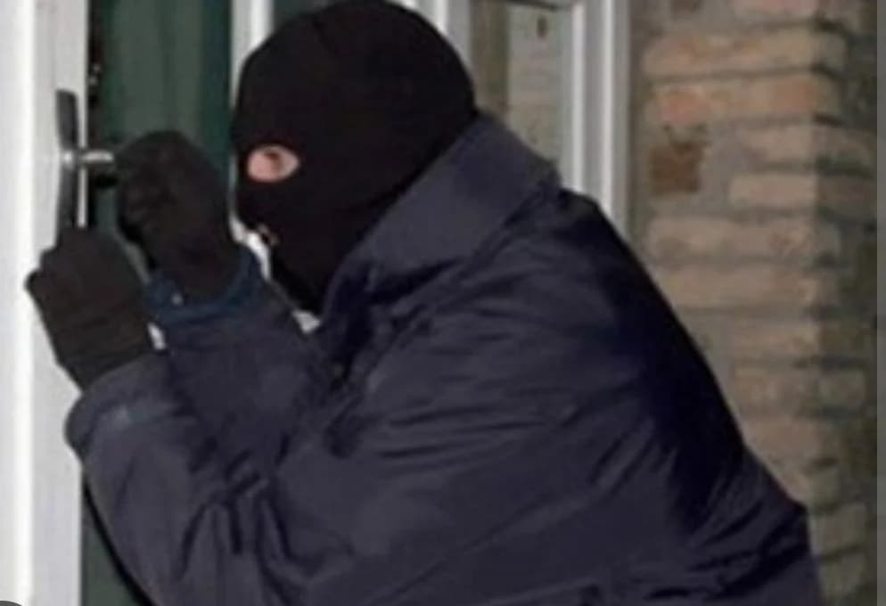 Nepoznati počinitelj provalio u kuću