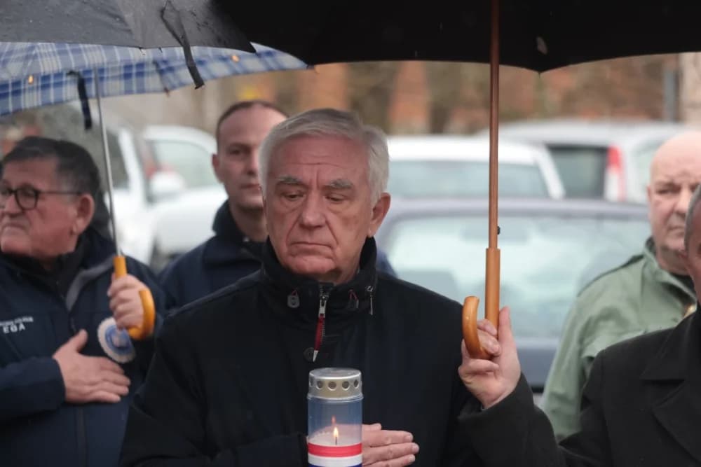 U Španovici odano dužno poštovanje poginulim hrvatskim braniteljima iz Požeštine koji su svoje živote položili na pakračkom području