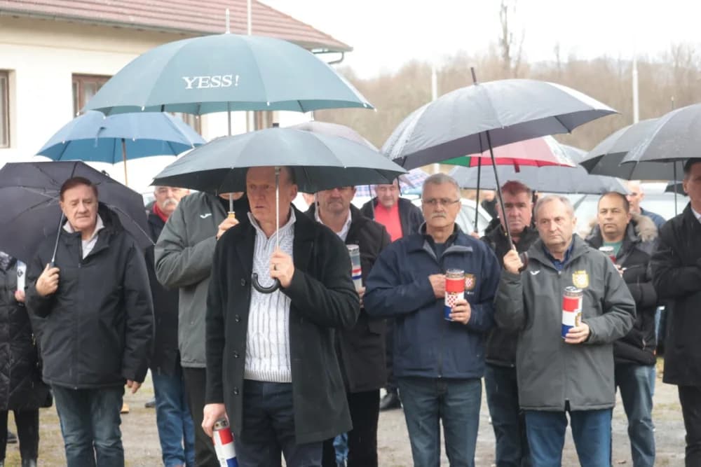 U Španovici odano dužno poštovanje poginulim hrvatskim braniteljima iz Požeštine koji su svoje živote položili na pakračkom području