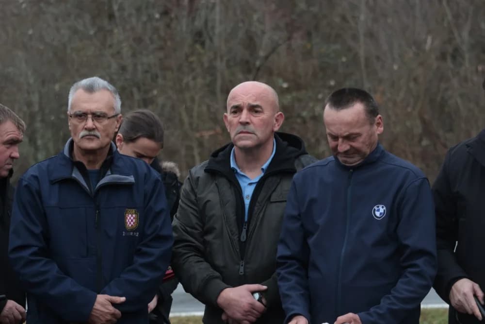U Španovici odano dužno poštovanje poginulim hrvatskim braniteljima iz Požeštine koji su svoje živote položili na pakračkom području