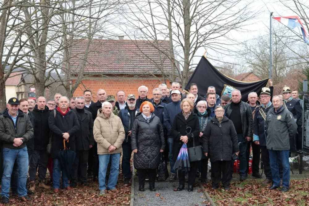 U Španovici odano dužno poštovanje poginulim hrvatskim braniteljima iz Požeštine koji su svoje živote položili na pakračkom području