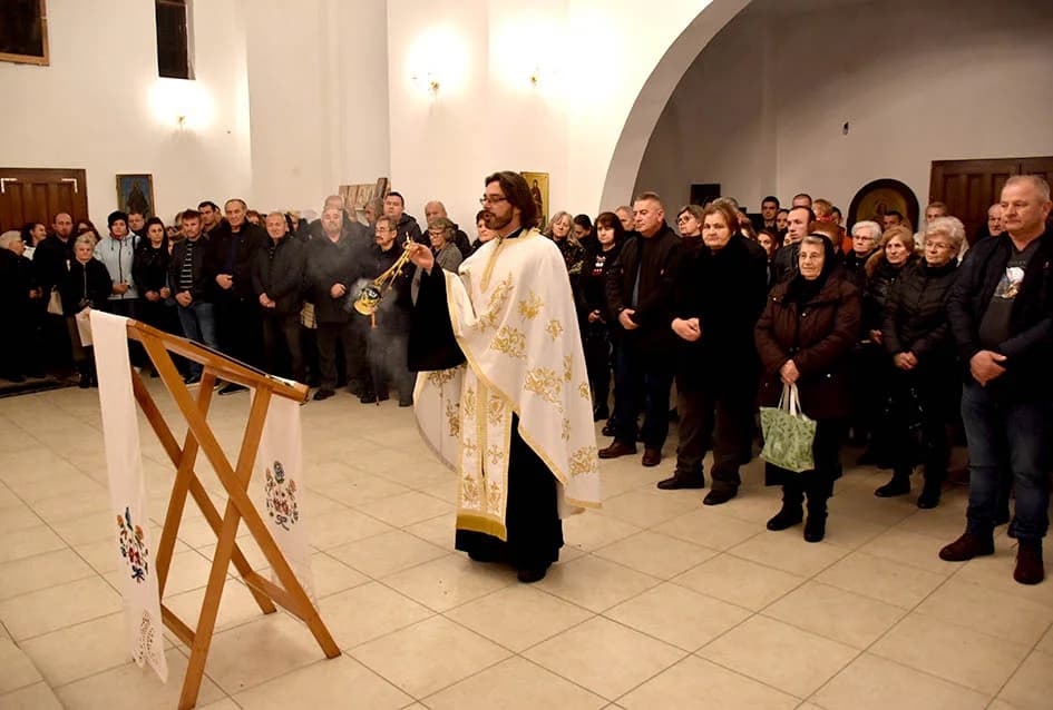Pravoslavni vjernici slave Badnje večer i Božić