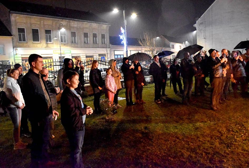 Pravoslavni vjernici slave Badnje večer i Božić