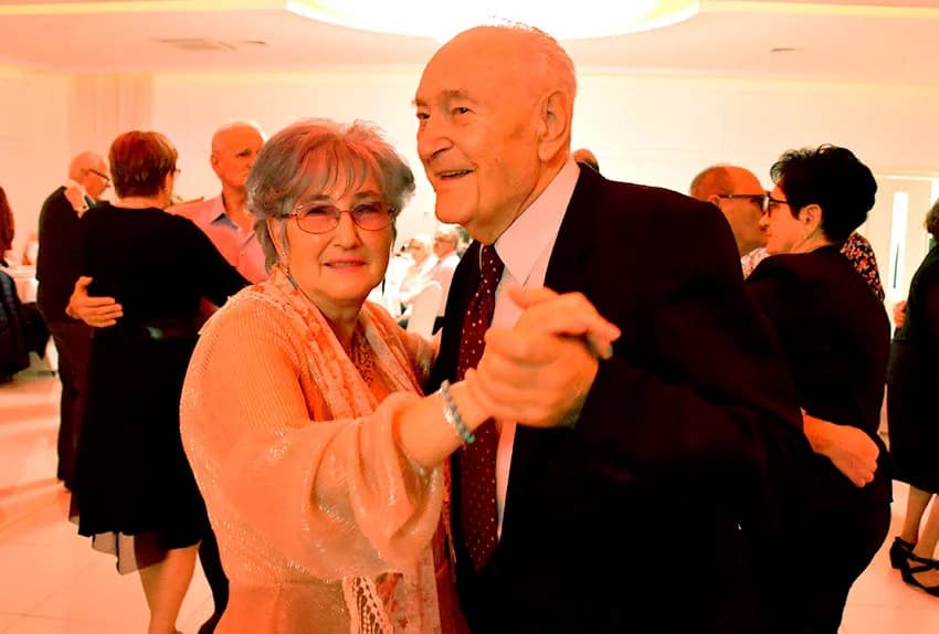 SUSRETI STARIH: Nakon tri umirovljenička dočeka 2024. godine još jedna njihova zabavna večer