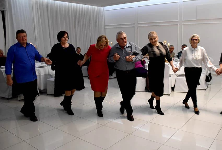 SUSRETI STARIH: Nakon tri umirovljenička dočeka 2024. godine još jedna njihova zabavna večer