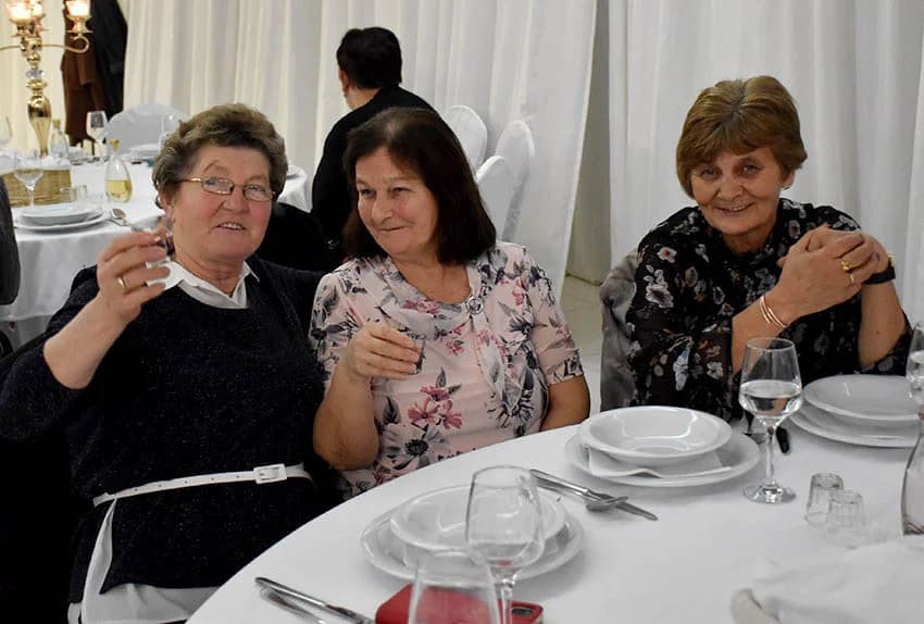 SUSRETI STARIH: Nakon tri umirovljenička dočeka 2024. godine još jedna njihova zabavna večer