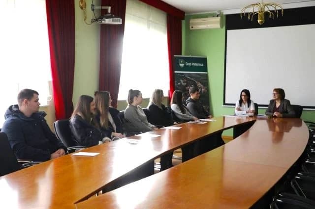 GRAD PLETERNICA POTIČE IZVRSNOST MLADIH: Iz proračuna 20 tisuća eura za studentske stipendije