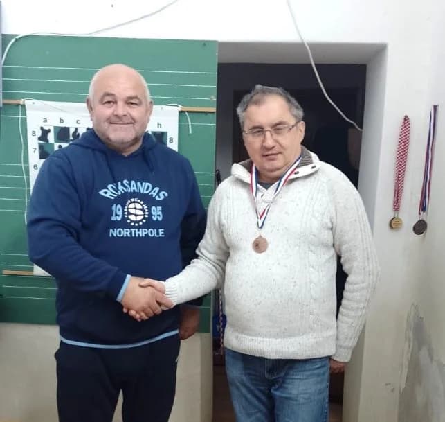 ŠAHOVSKI TURNIR „SRIJEDOM U BRESTOVCUʼ: Pobjednik drugokategornik Matej Bušić
