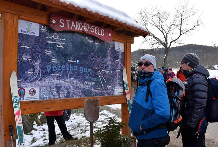 Održan 12. planinarski pohod na najviši vrh požeške gore koji je završio u podnožju Kapavca