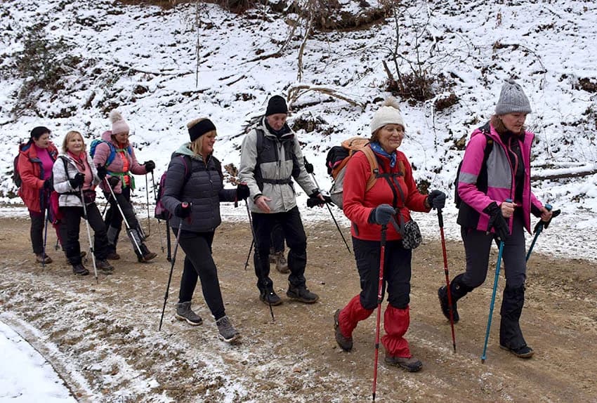 Održan 12. planinarski pohod na najviši vrh požeške gore koji je završio u podnožju Kapavca