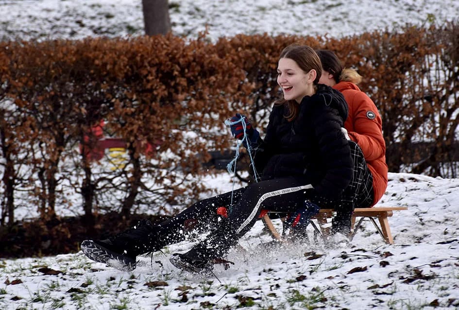 [FOTO] Dovoljno za jurnjavu niz brijeg
