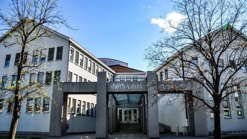 Gimnazija Požega