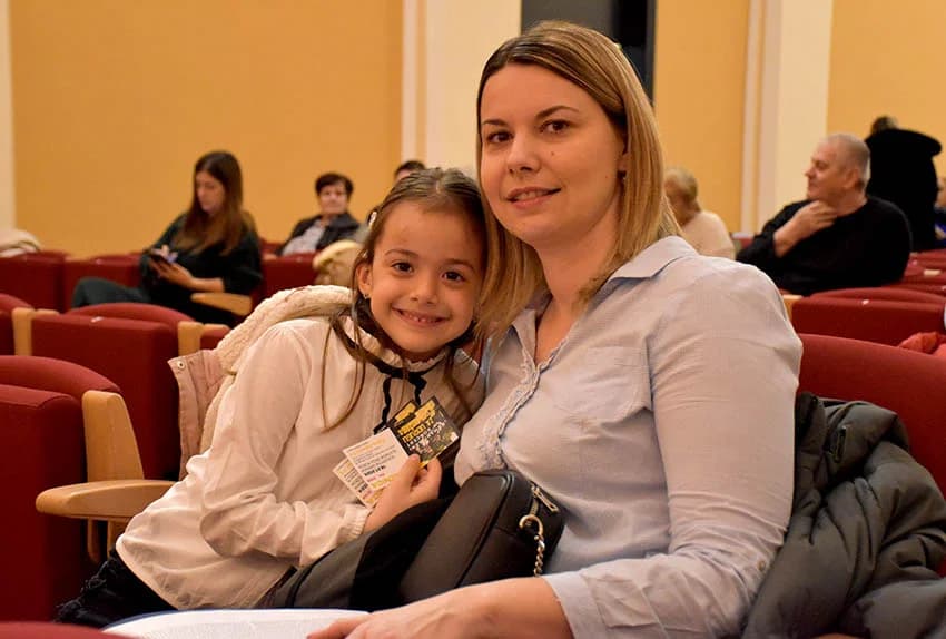 /FOTO/ HUMANITARNI KONCERT U POŽEGI: Glazbena čarolija za kupovinu kombija požeških invalida