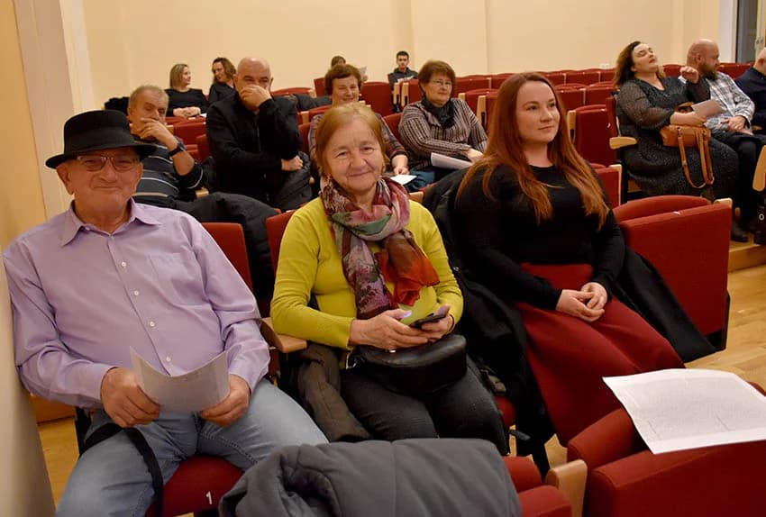 /FOTO/ HUMANITARNI KONCERT U POŽEGI: Glazbena čarolija za kupovinu kombija požeških invalida