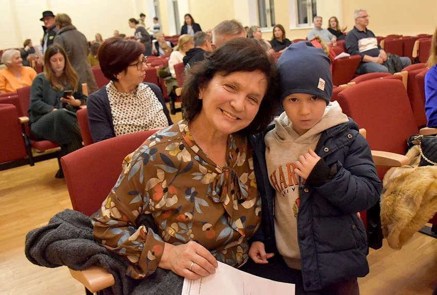 /FOTO/ HUMANITARNI KONCERT U POŽEGI: Glazbena čarolija za kupovinu kombija požeških invalida