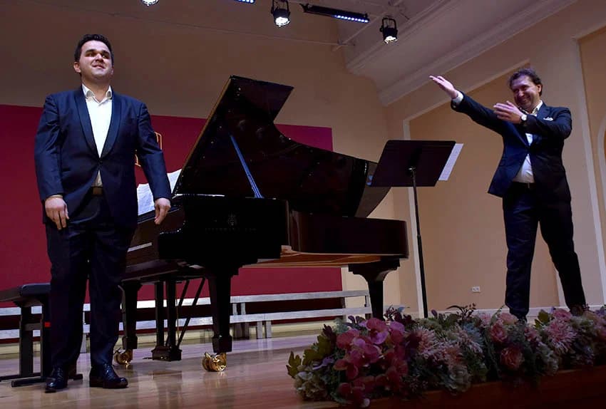 /FOTO/ HUMANITARNI KONCERT U POŽEGI: Glazbena čarolija za kupovinu kombija požeških invalida