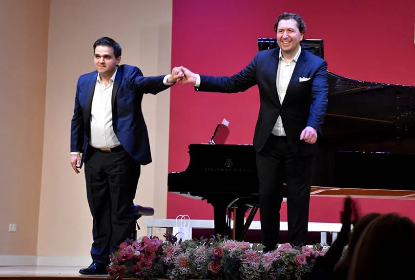 /FOTO/ HUMANITARNI KONCERT U POŽEGI: Glazbena čarolija za kupovinu kombija požeških invalida