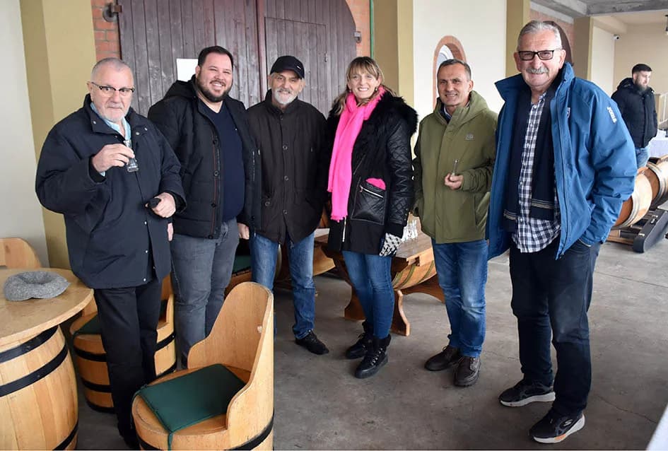 (FOTOGALERIJA) Najavili početak radova u vinogradima