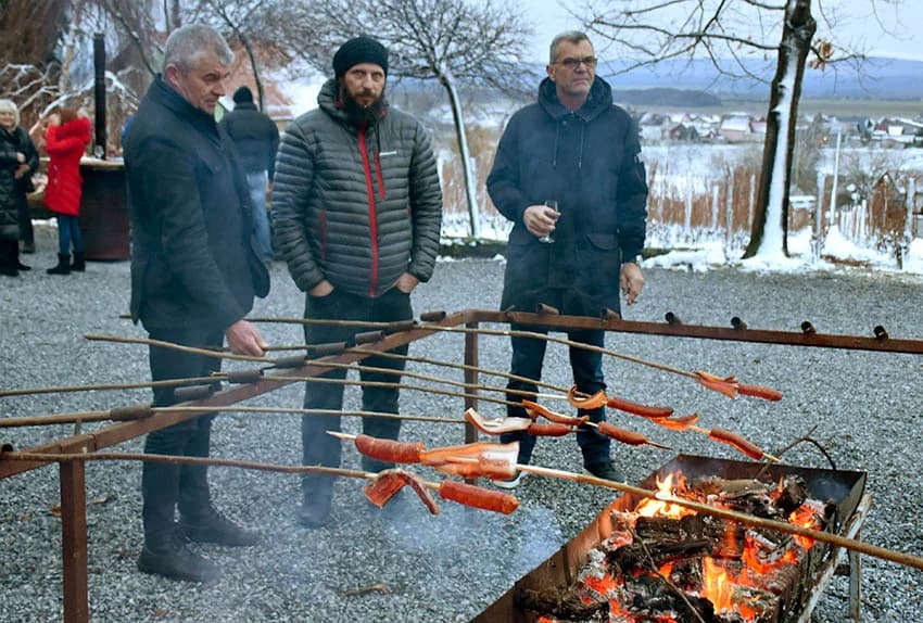 (FOTOGALERIJA) Najavili početak radova u vinogradima