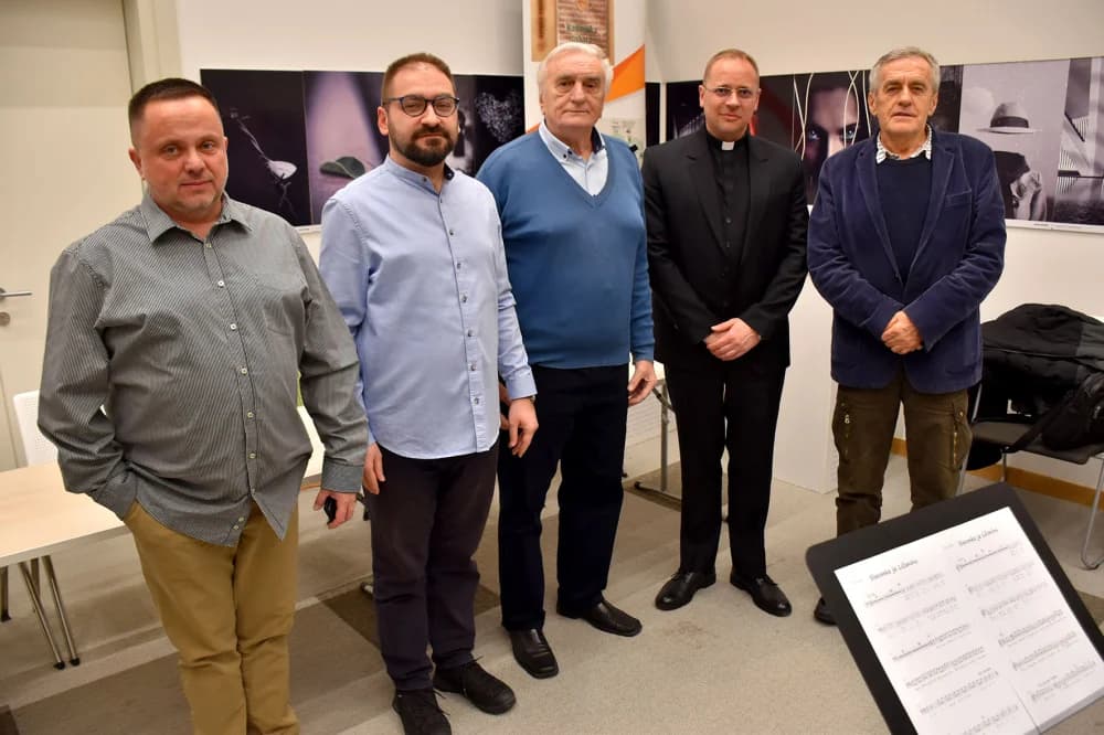 POŽEŽANIMA PREDSTAVLJENA KNJIGA „KOSINJSKA TISKARA“: Jedan od temelja hrvatske kulture