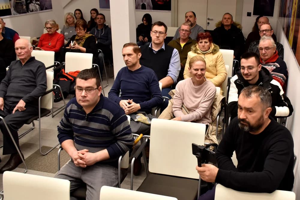 POŽEŽANIMA PREDSTAVLJENA KNJIGA „KOSINJSKA TISKARA“: Jedan od temelja hrvatske kulture