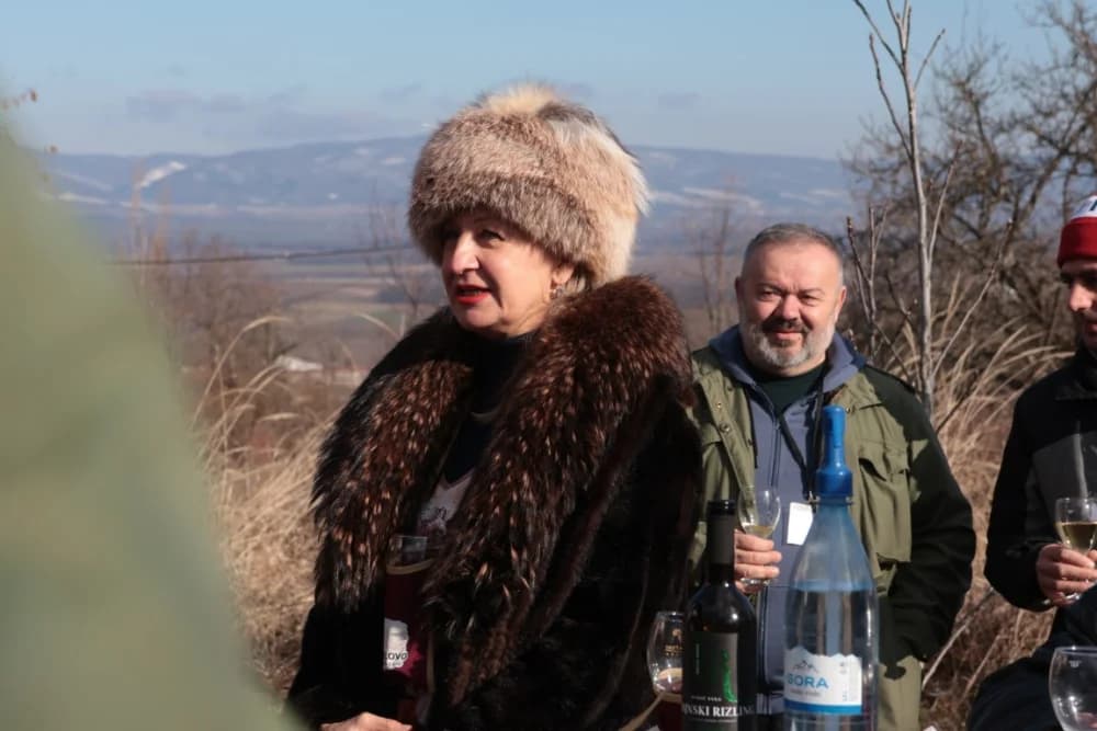 POŽEŽANI OBILJEŽILI VINCELOVO NA POŽEŠKOJ GORI: Slavlje u vinogradima s pogledom na Požešku kotlinu