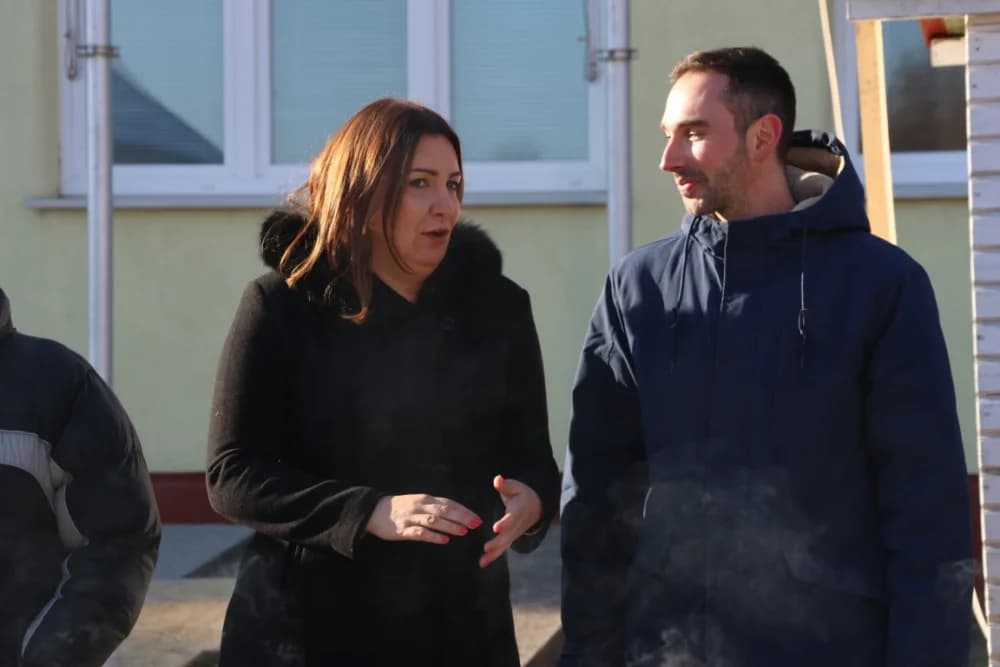 Na Trgu graševine u Kutjevu uz prigodan program orezani prvi trsovi loze i zapaljena vincelovska vatra