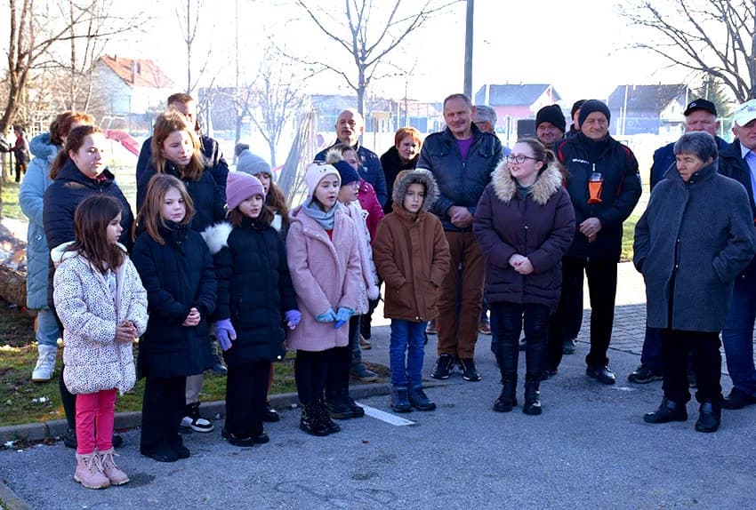VINCELOVO OBILJEŽILA UDRUGA “VINO-KAP” IZ KAPTOLA: Ugostili prijatelje iz Jajca i Mađarske