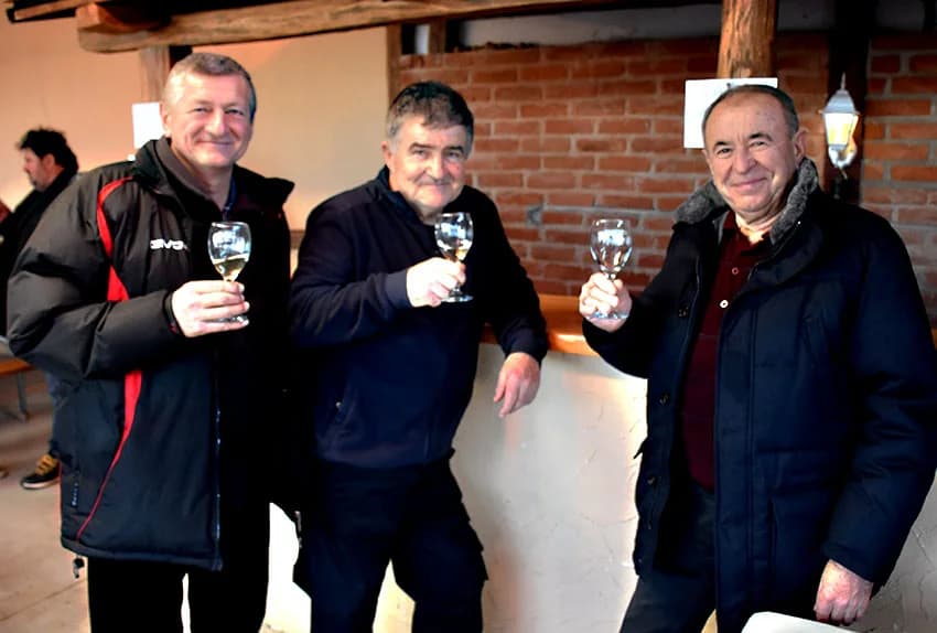 VINCELOVO OBILJEŽILA UDRUGA “VINO-KAP” IZ KAPTOLA: Ugostili prijatelje iz Jajca i Mađarske
