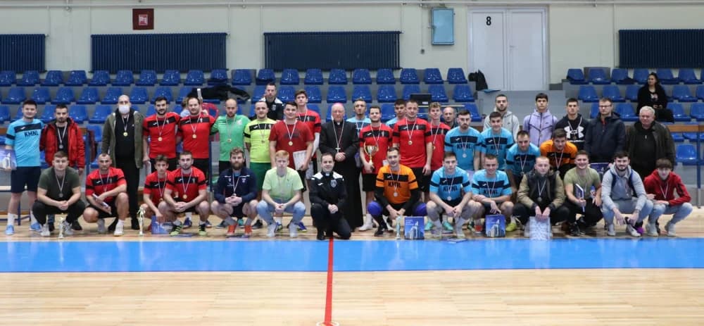 (FOTO)Završnica Katoličke malonogometne lige Požeške biskupije