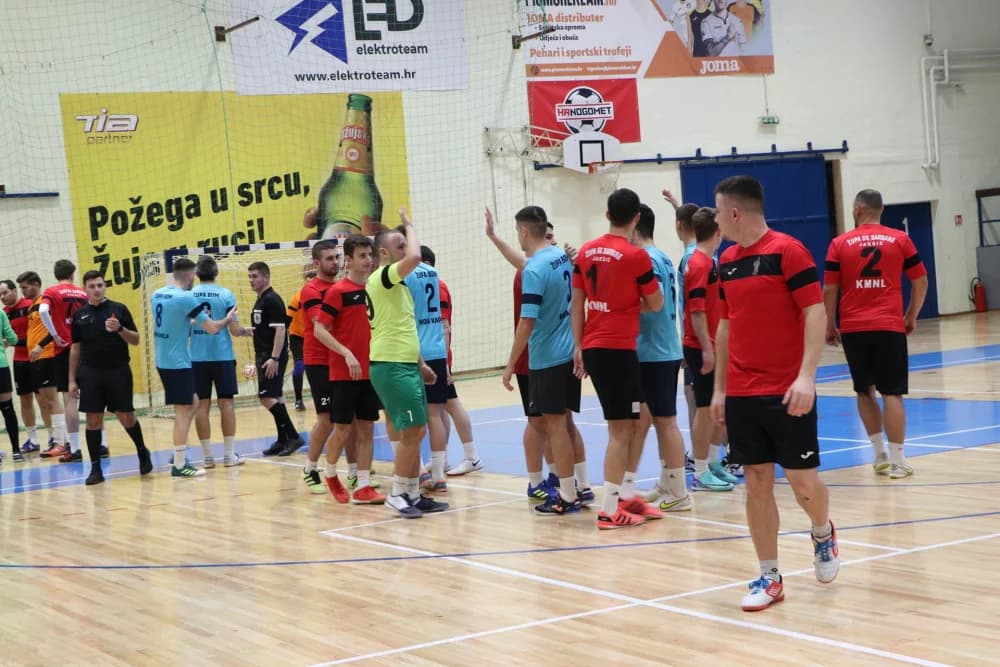 (FOTO)Završnica Katoličke malonogometne lige Požeške biskupije