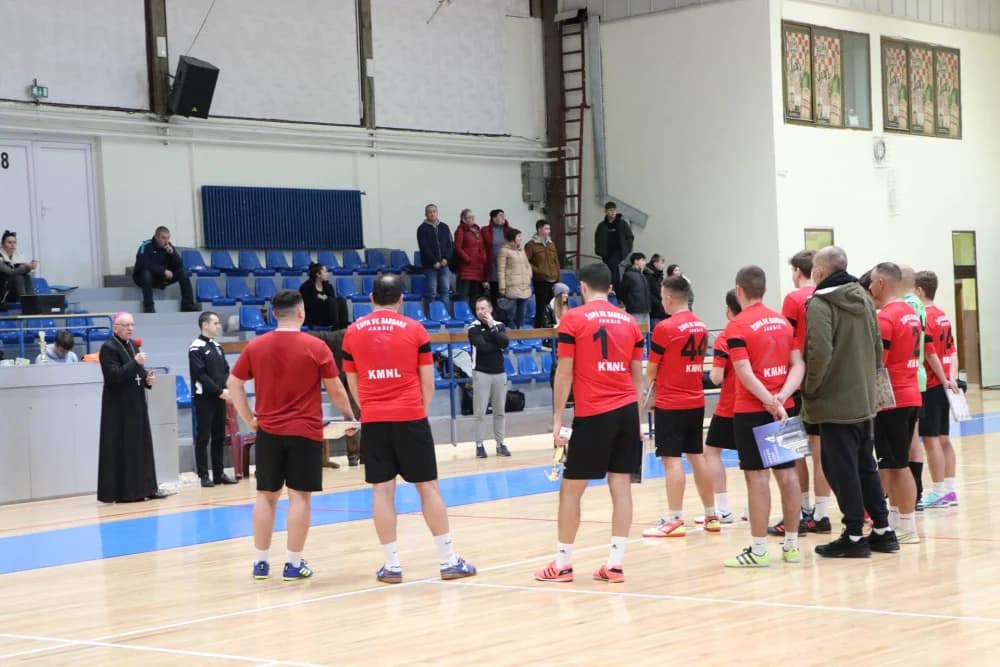 (FOTO)Završnica Katoličke malonogometne lige Požeške biskupije
