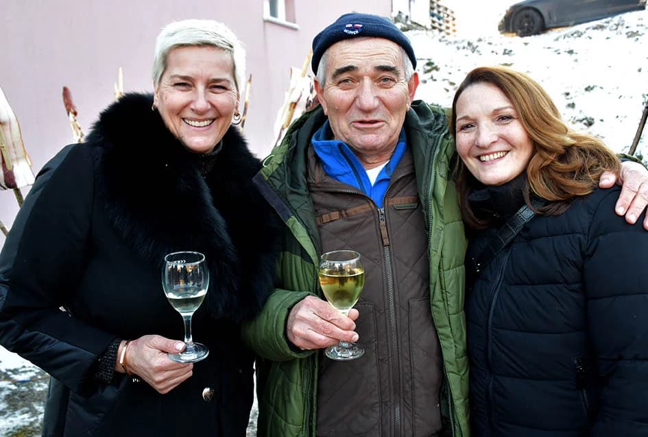 OBRED VINCELOVA OBAVLJEN KOD ŠKORE U MITROVCU: Najavljena nova vinogradarska godina