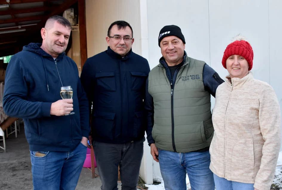 OBRED VINCELOVA OBAVLJEN KOD ŠKORE U MITROVCU: Najavljena nova vinogradarska godina