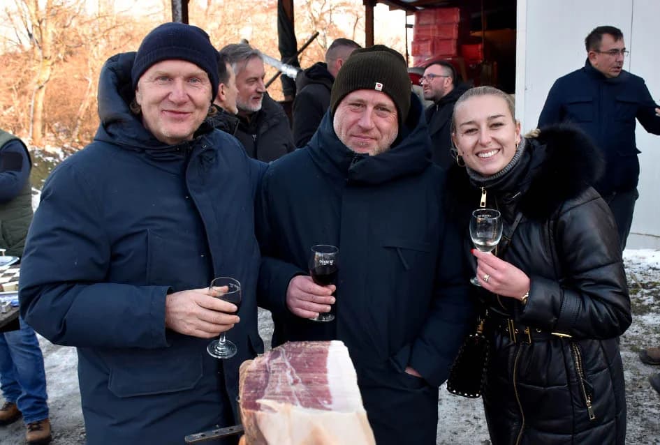 OBRED VINCELOVA OBAVLJEN KOD ŠKORE U MITROVCU: Najavljena nova vinogradarska godina