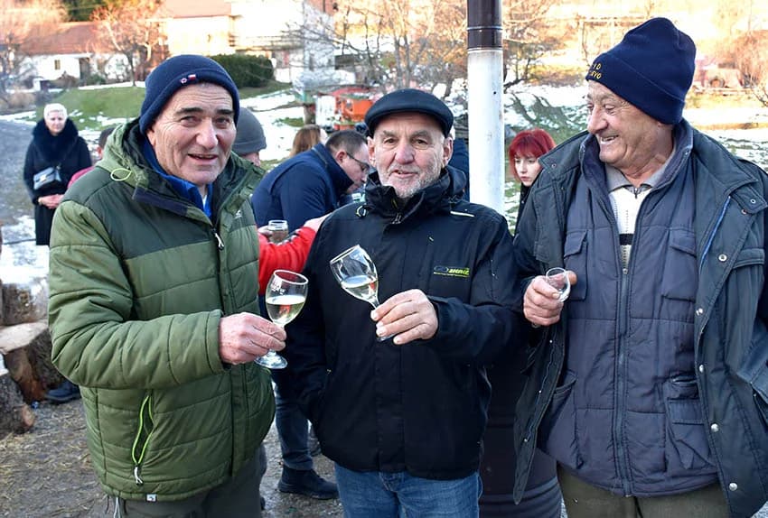 OBRED VINCELOVA OBAVLJEN KOD ŠKORE U MITROVCU: Najavljena nova vinogradarska godina