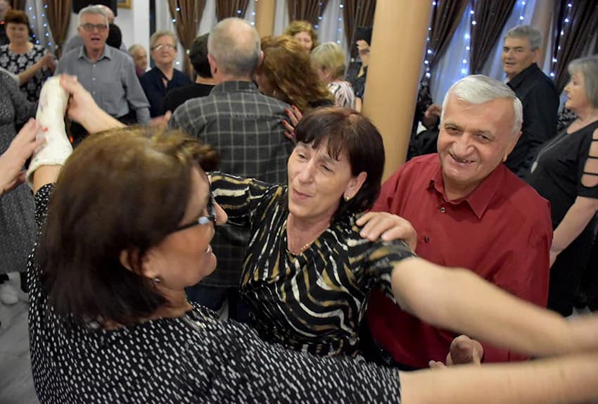 Ludovalo i plesalo se do iza ponoći (FOTO)