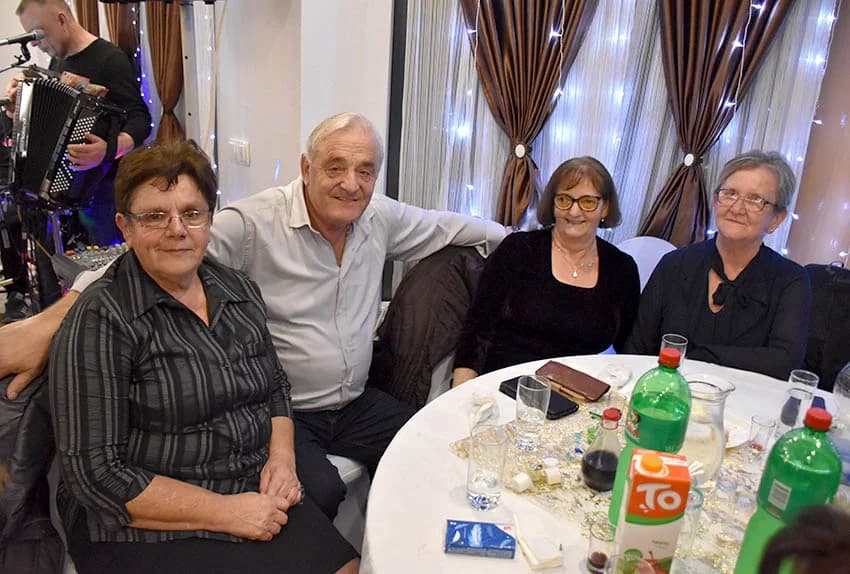 Ludovalo i plesalo se do iza ponoći (FOTO)