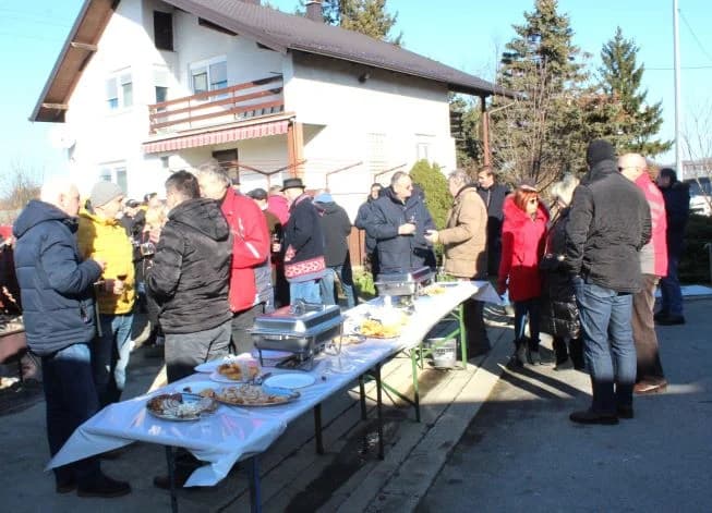 Svečano obilježili Vincelovo u tvrtki Vina Markota uz blagoslov vinove loze, pjesmu i druženje